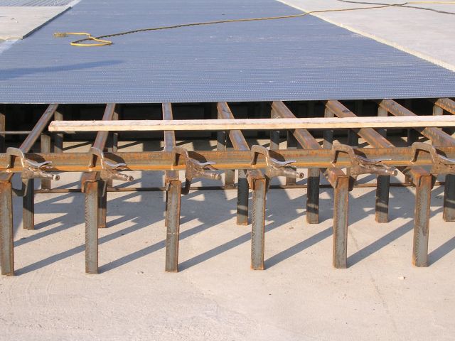 Aeration support as surfacing